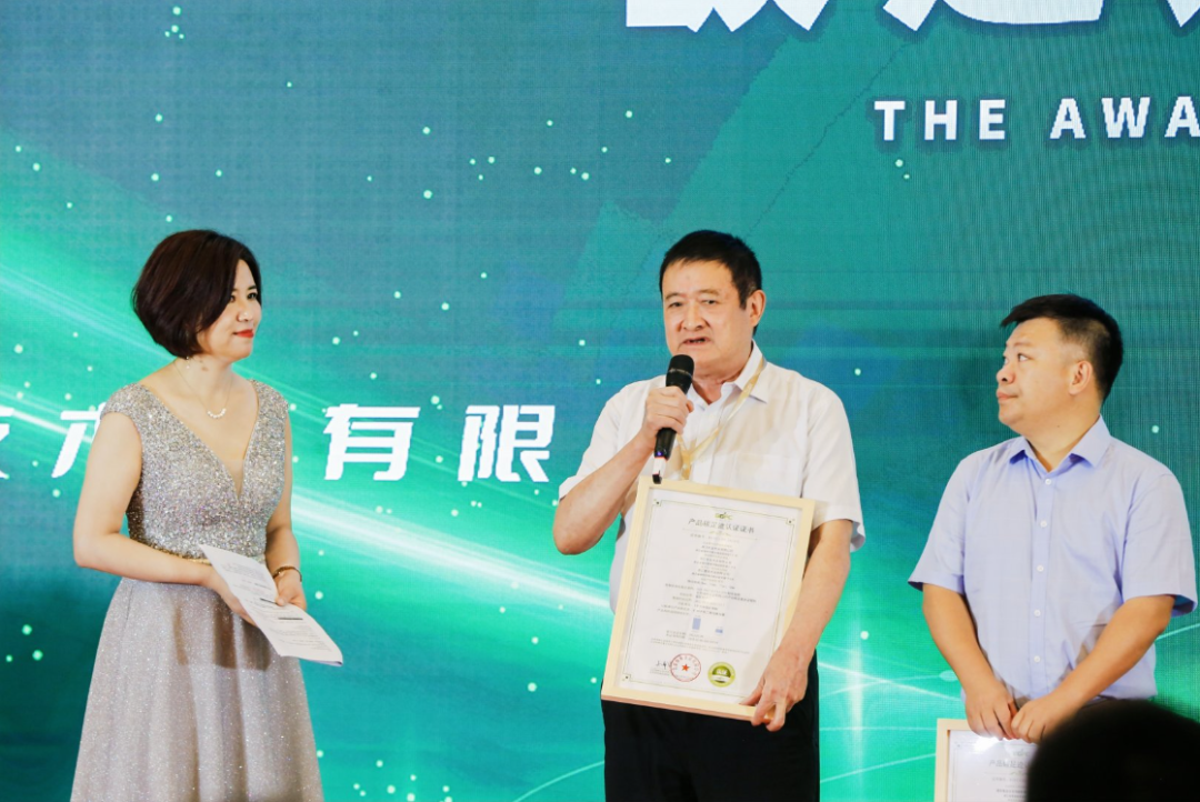 1691560036446683SvZH.png 640 (1).png